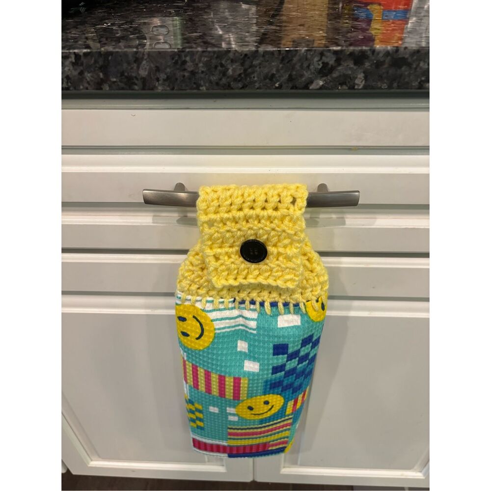 Crochet Top Kitchen Towel-Smiley faces with design